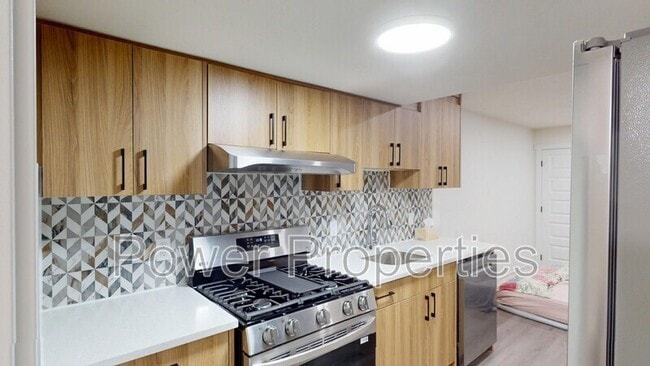 Building Photo - 253 Walgrove Blvd SE