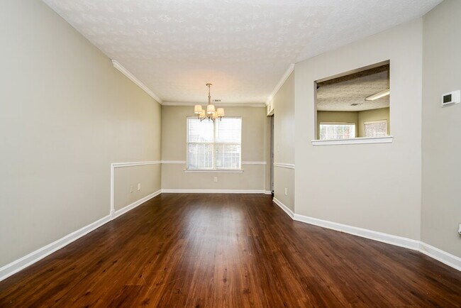 Foto del edificio - 5055 Towne Park Dr