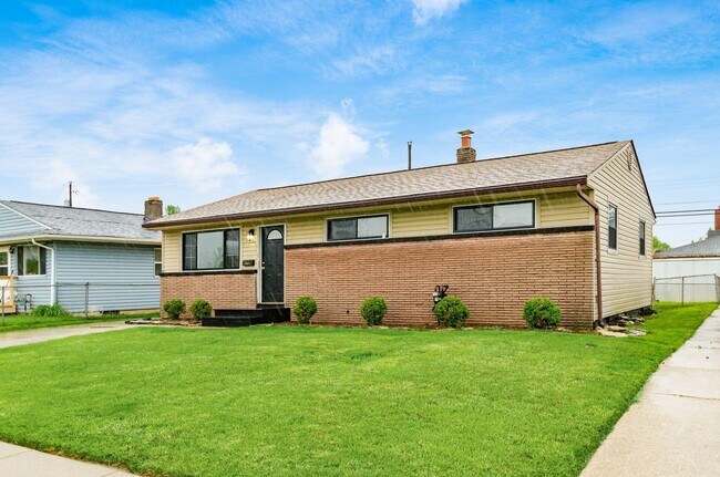 Foto del edificio - 4155 Dixie Ct
