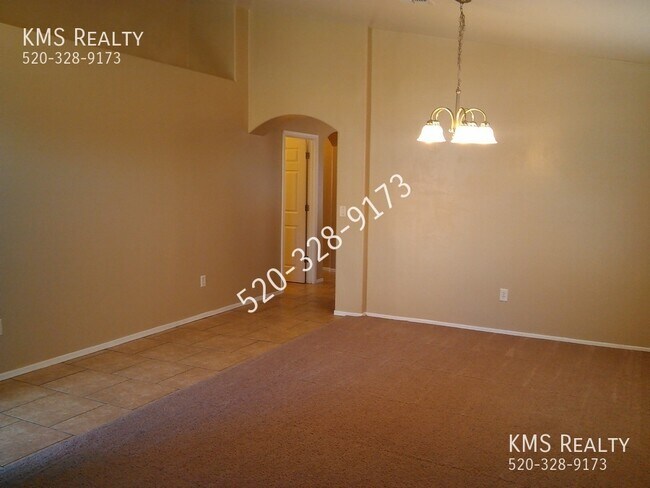 Foto del edificio - 2222 E Calle Arroyo Lindo