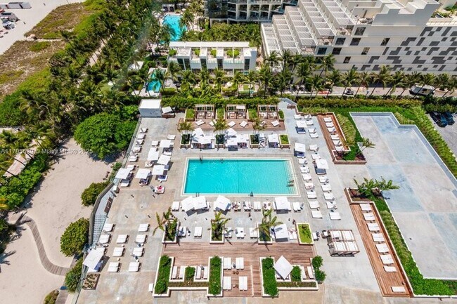 Foto del edificio - 2301 Collins Ave