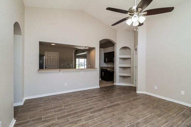 Foto del edificio - 131 Brushcreek Dr