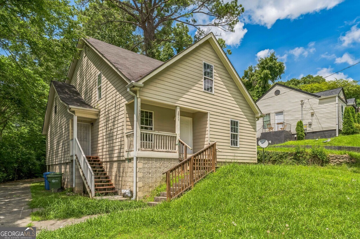 Primary Photo - 2045 Baker Rd NW