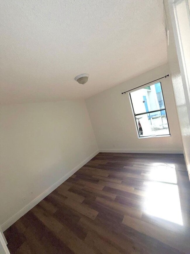 Building Photo - 1481 Windorah Way