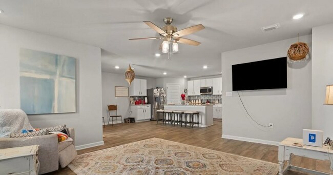 Foto del edificio - 10719 Northern Dancer Ct
