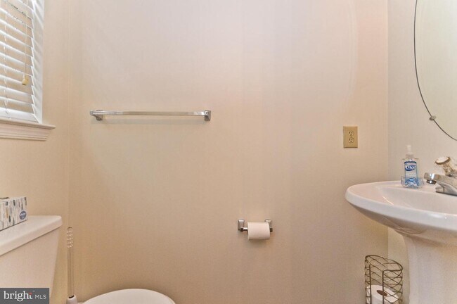 Foto del edificio - 2528 Ayr Ct