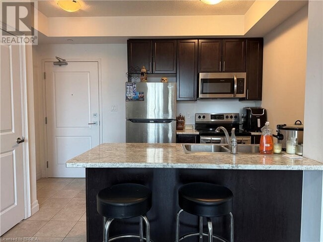 Building Photo - 101 Shoreview Pl