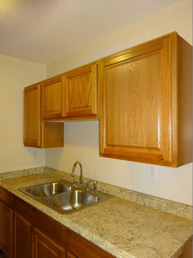Foto del edificio - 629 E 15th St