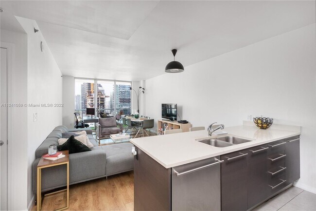 Foto del edificio - 55 SE 6th St