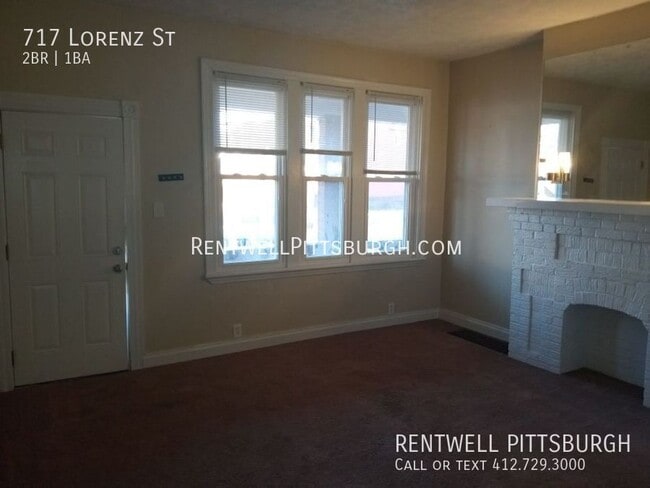 Building Photo - 717 Lorenz Ave