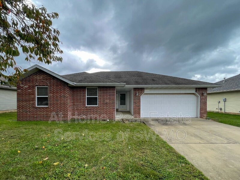 4424 W Madison St, Springfield, MO 65802 House Rental in Springfield