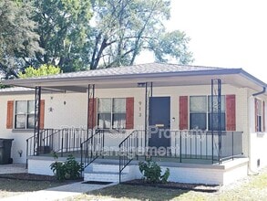 Building Photo - 913 W Hernandez St