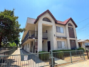 Building Photo - 726 Pearl St