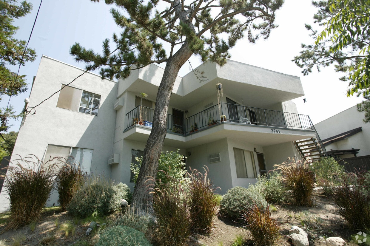 Building Photo - 2741 Piedmont Ave