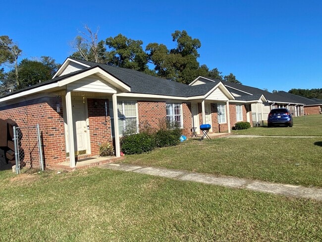 Building Photo - 2Bedroom 2bath - $875 monthly