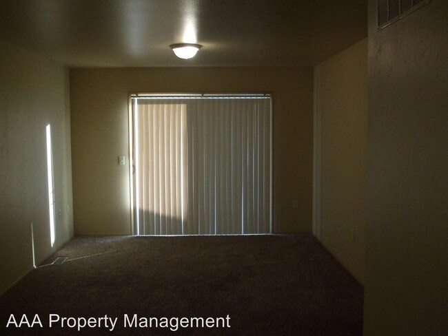 Foto del edificio - 3335 N Lakeharbor Ln