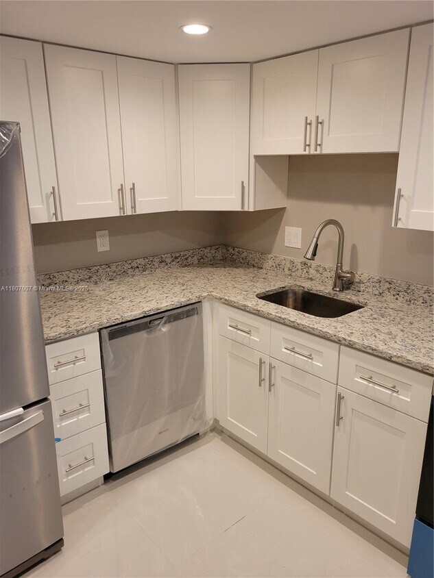 Foto principal - 470 NW 20th St