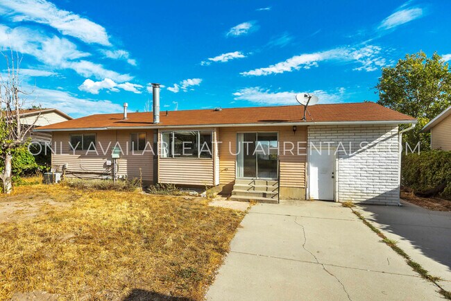 Foto del edificio - 7367 Jefferson Rd