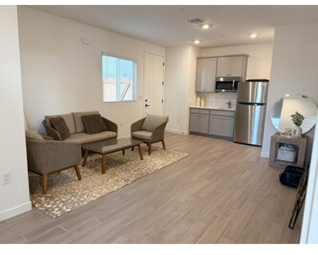 Foto del edificio - 4432 Arctic Tern Way