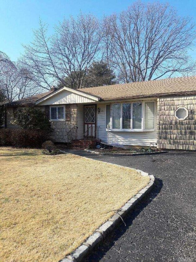 Primary Photo - 441 Ralph Ave