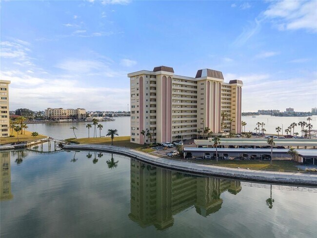 Foto del edificio - 4775 Cove Cir