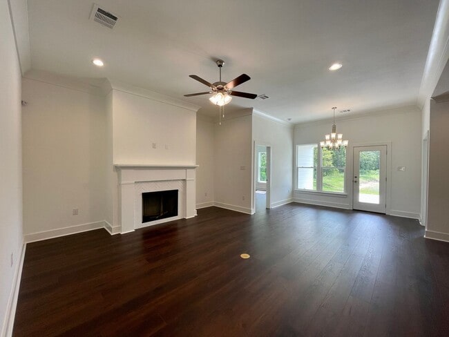 Building Photo - 9674 Brookfield Ave
