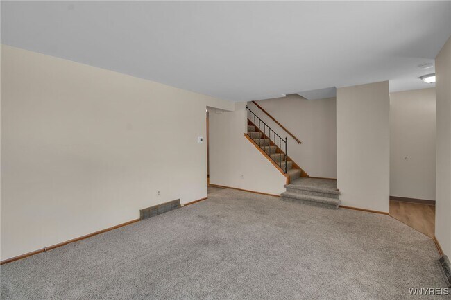 Foto del edificio - 201 Marrano Pkwy