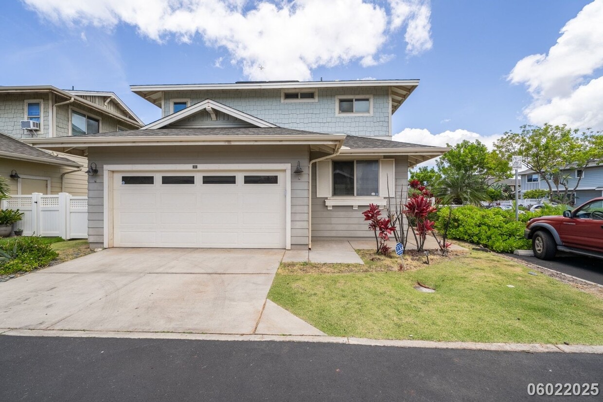 Foto principal - 4BR/3BA/2Car Garage, Solar water heater & ...
