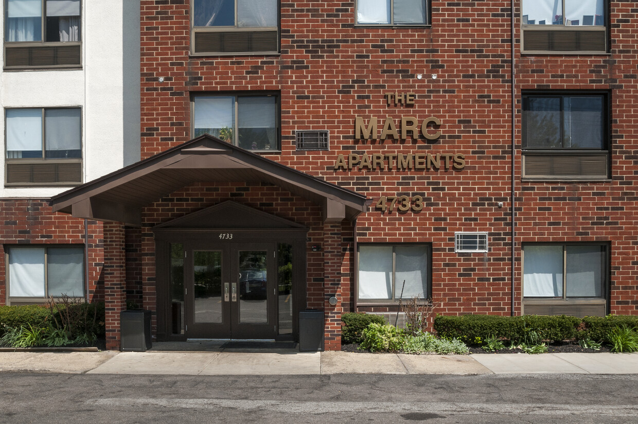 Primary Photo - Marc Apartments