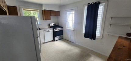 Building Photo - 131 W Schuyler St