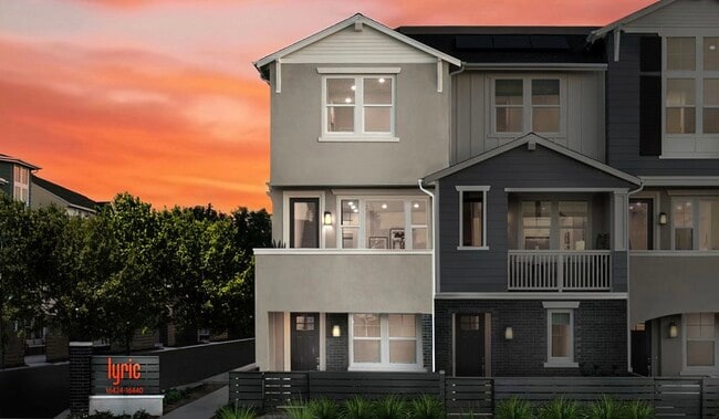 Building Photo - 16434 Whittier Blvd