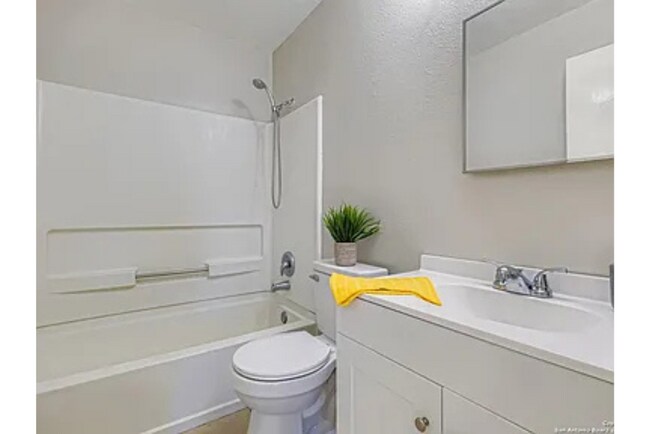 Building Photo - 5934 Summer Fest Dr