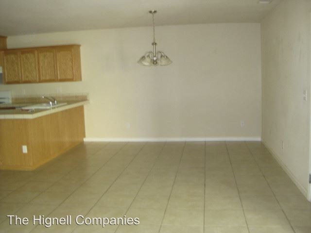 Building Photo - 21939 Chimney Rock Dr