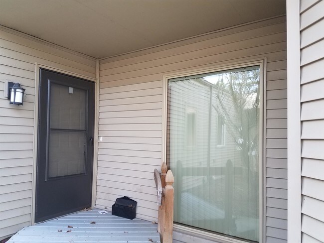 Foto del edificio - 5285 Dierks Dr