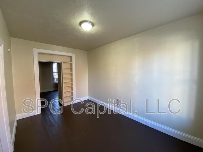 Building Photo - 121 S Belvidere Ave