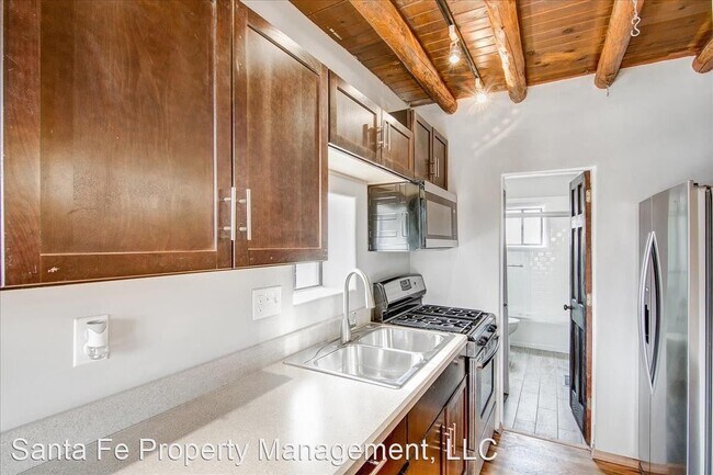 Foto del edificio - 2 br, 1 bath House - 704 Kathryn Avenue