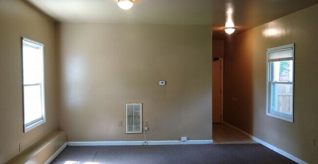 Foto del edificio - 107-109 E 17th St