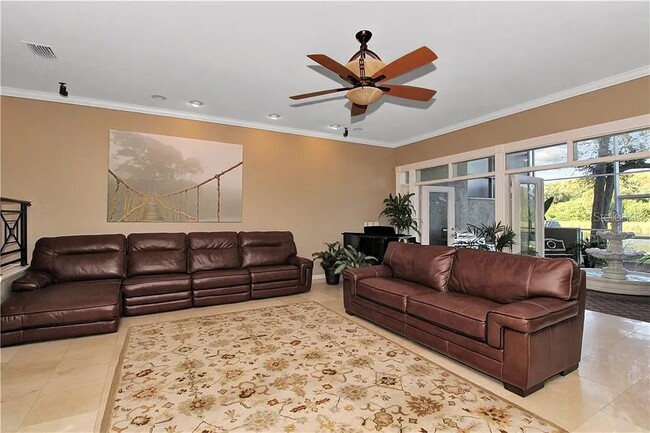 Building Photo - 1754 Lago Vista Blvd