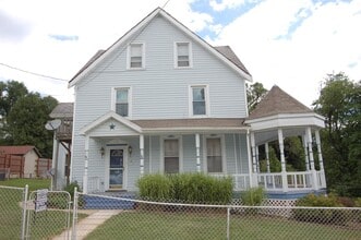 Building Photo - 103 W Penn St