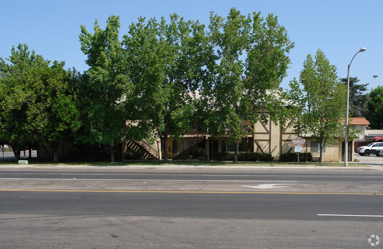 Building Photo - 12718 Mapleview St