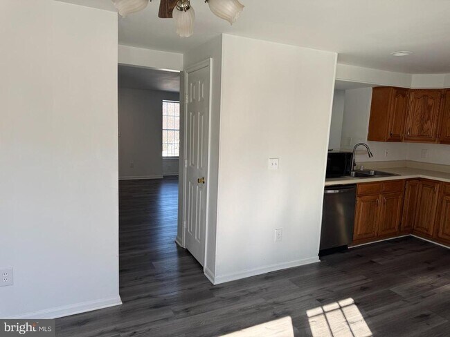 Foto del edificio - 45414 Gable Square