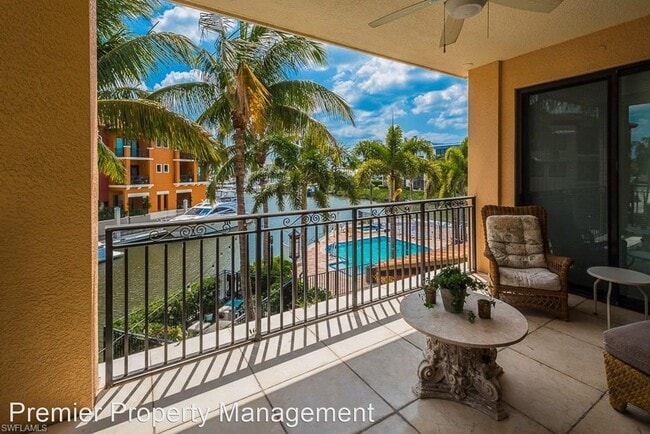 Building Photo - 2 br, 2 bath House - 1490 5th Avenue S #222