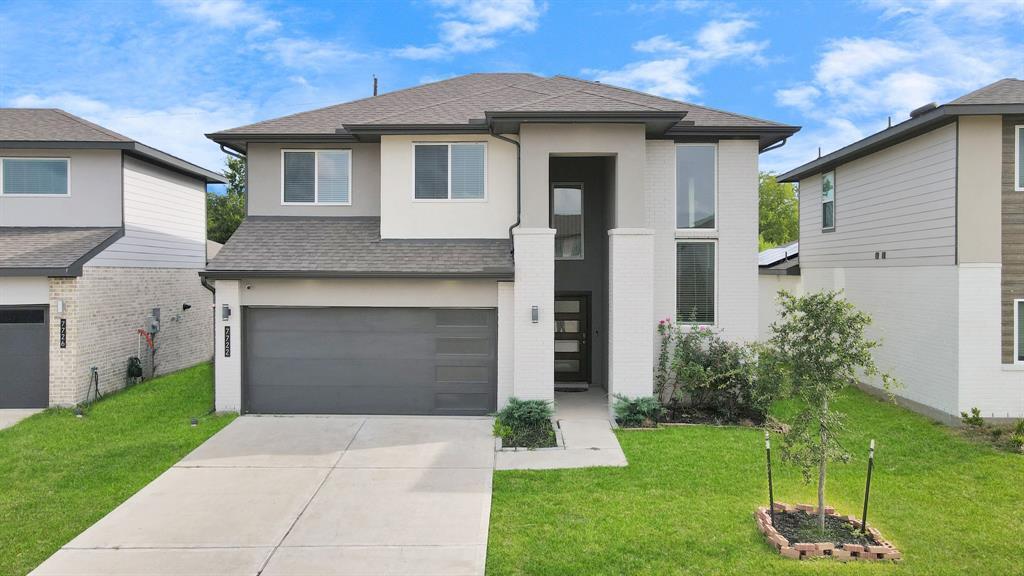 Primary Photo - 7722 Rainham Valley Ln
