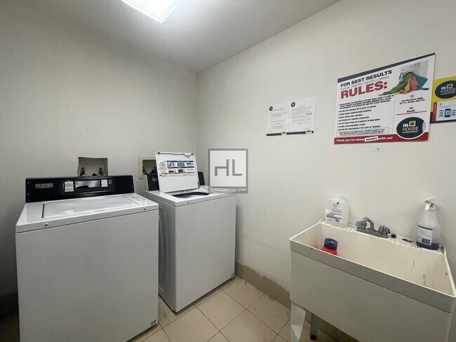 Foto del edificio - Large STUDIO | Dekalb Avenue, Bushwick