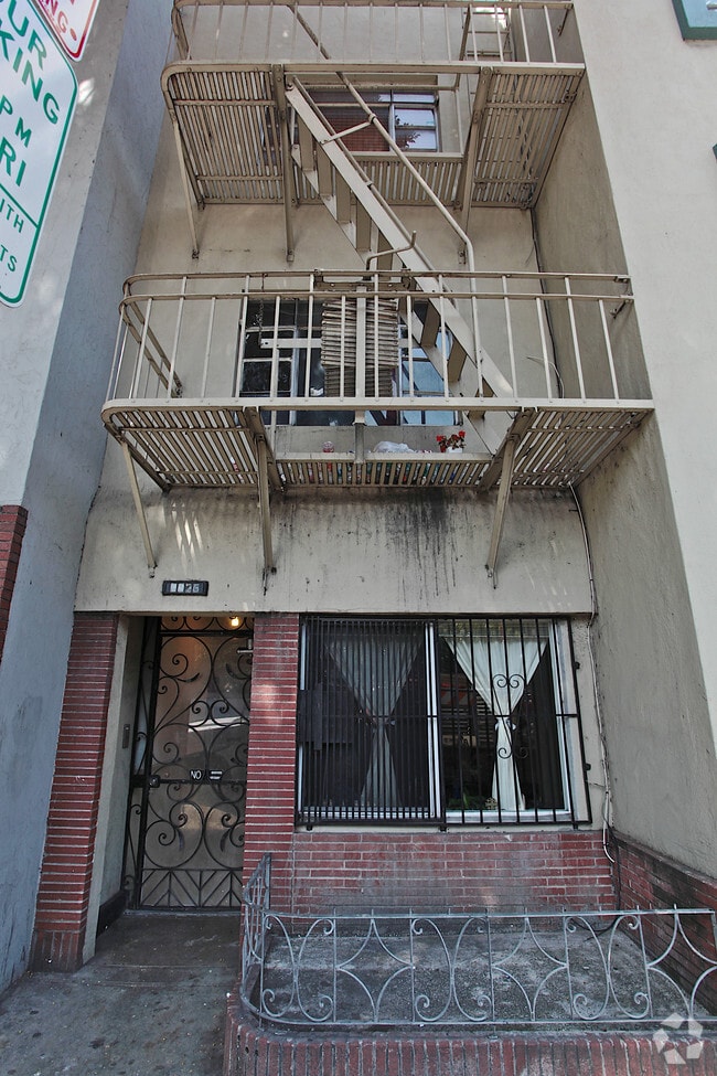 Building Photo - 1016 Potrero Avenue