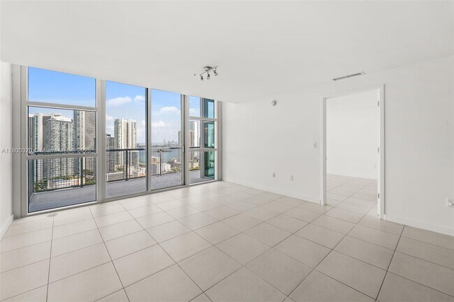 Foto del edificio - 3301 NE 1st Ave