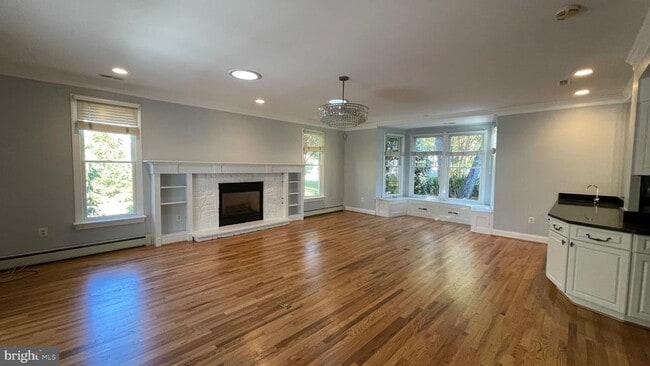 Foto del edificio - 10130 Blake Ln