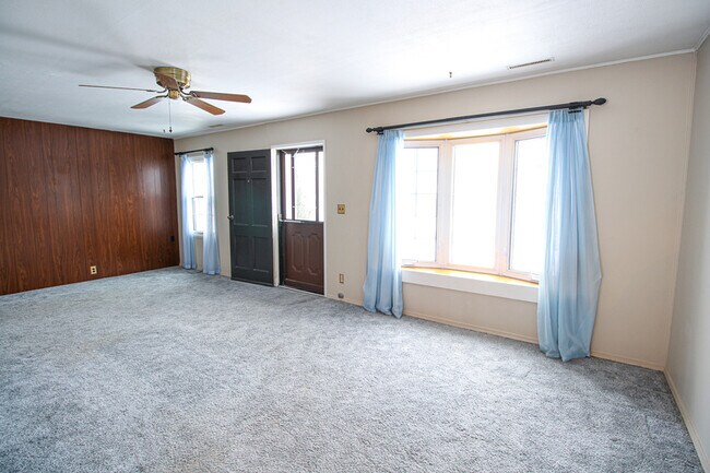Foto del edificio - 5640 Vermont St SW