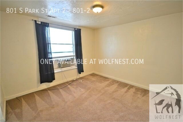 Building Photo - No Deposit Option! Stunning 1 Bed Downtown...