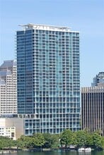 Building Photo - 150 E Robinson St